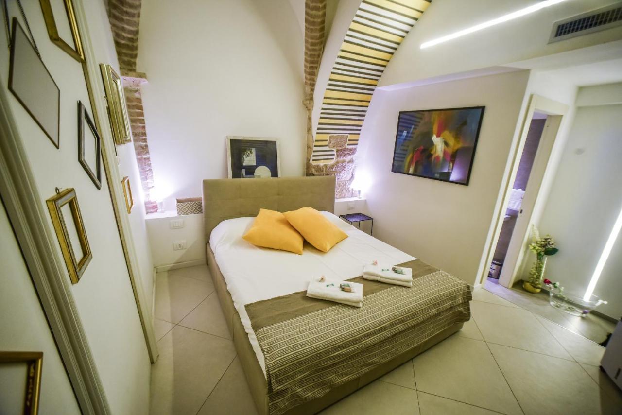 Little Italy Hostel Ex Chiesa S Donato เปรูจา ภายนอก รูปภาพ